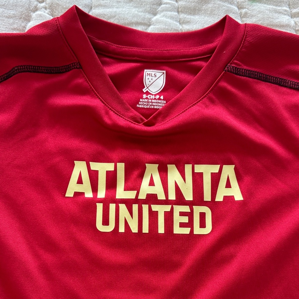 Kids Red Jersey - Picture 4 of 5
